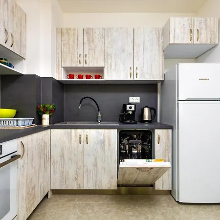 Radiant Retreat - Bright 1bd Haven In By Flat Mаnager * Plowdiw