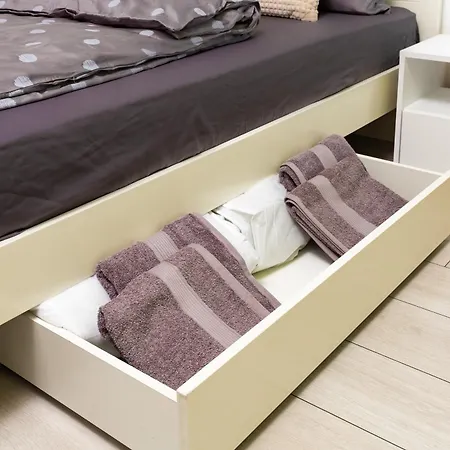 Radiant Retreat - Bright 1bd Haven In By Flat Mаnager