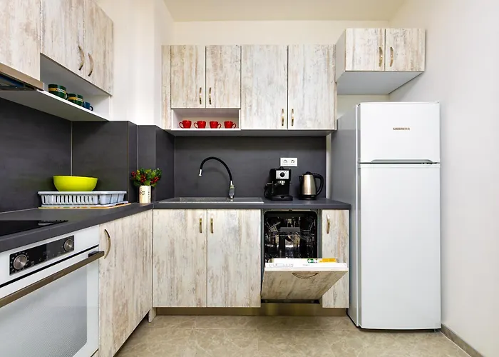 Radiant Retreat - Bright 1bd Haven In By Flat Mаnager * Plovdiv