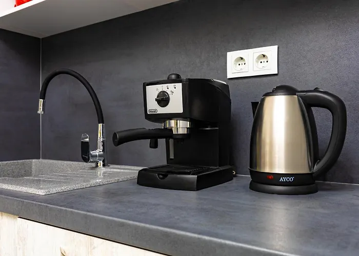 Apartment Radiant Retreat - Bright 1bd Haven In By Flat Mаnager